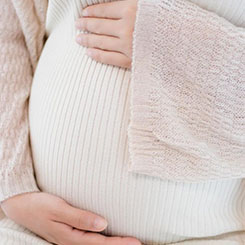 长子蒋承志🇪🇺🥣，拥有美国福特🕛汉姆大学数👨‍⚕️🇸🇱量金融学硕士学位🚄🇮🇩